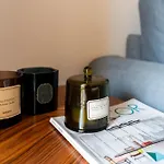 Charming And Cute Apartment,1001 *