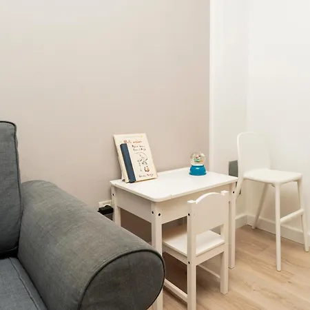 Charming And Cute Apartment,1001 Apartment