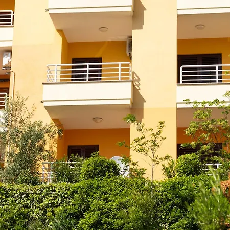 Charming And Cute Apartment,1001 Apartman *